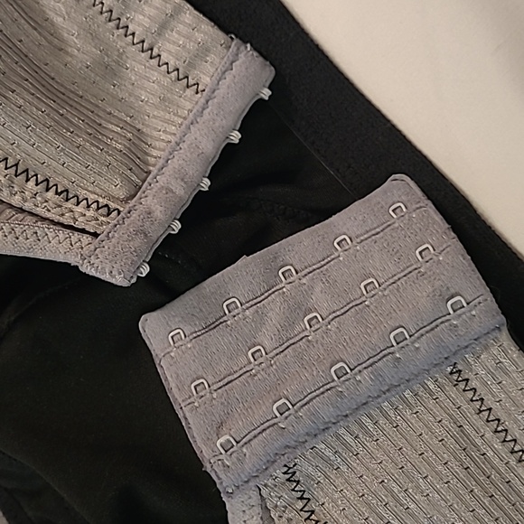 Glamorise Women's Custom Control Sports Bra - Picture 3 of 4